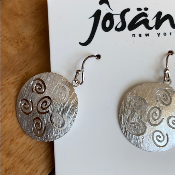 Earrings - Picture 3 of 3